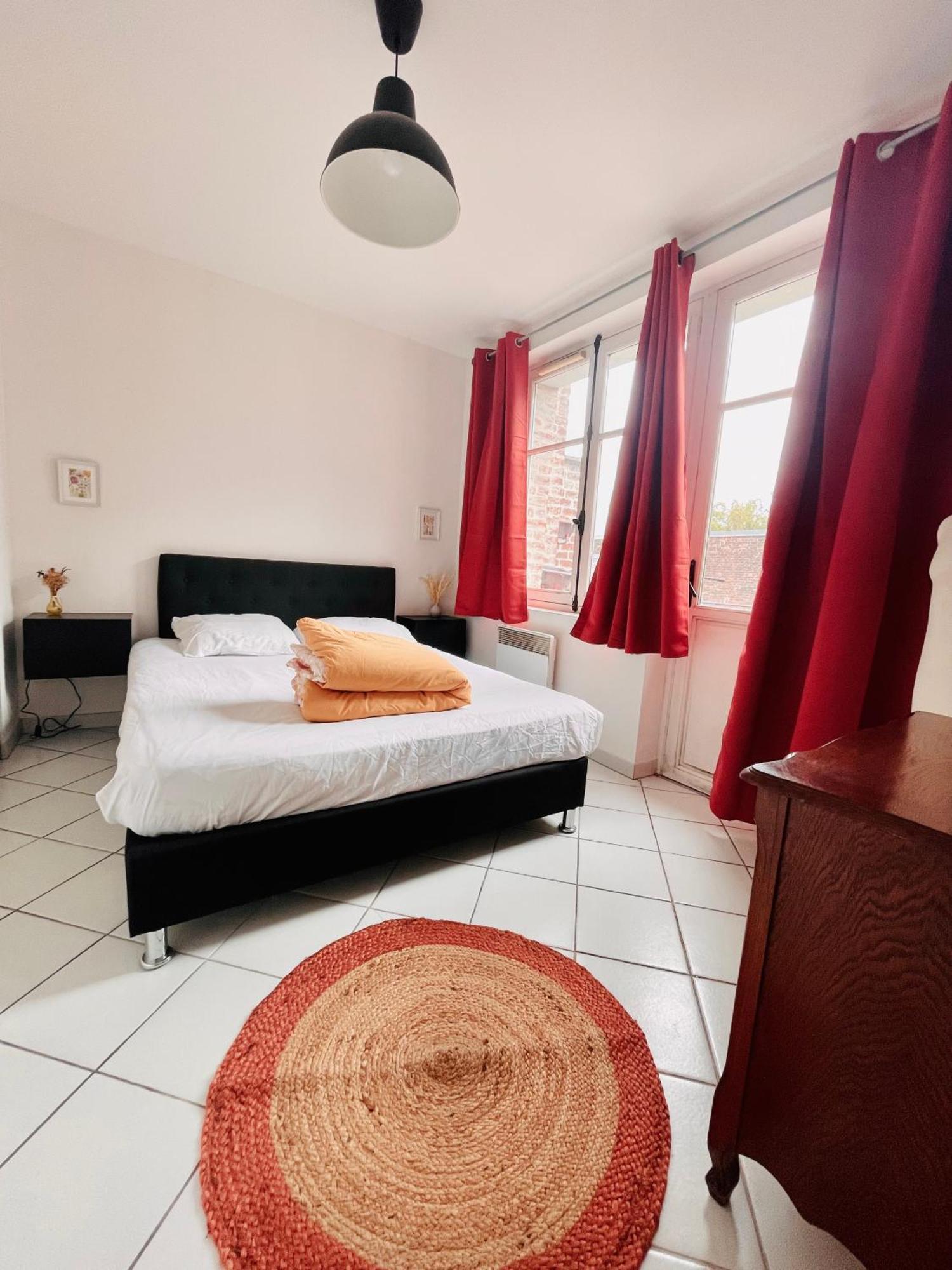 Chez Armando - Lille Centre Avec Option Parking Apartman Kültér fotó
