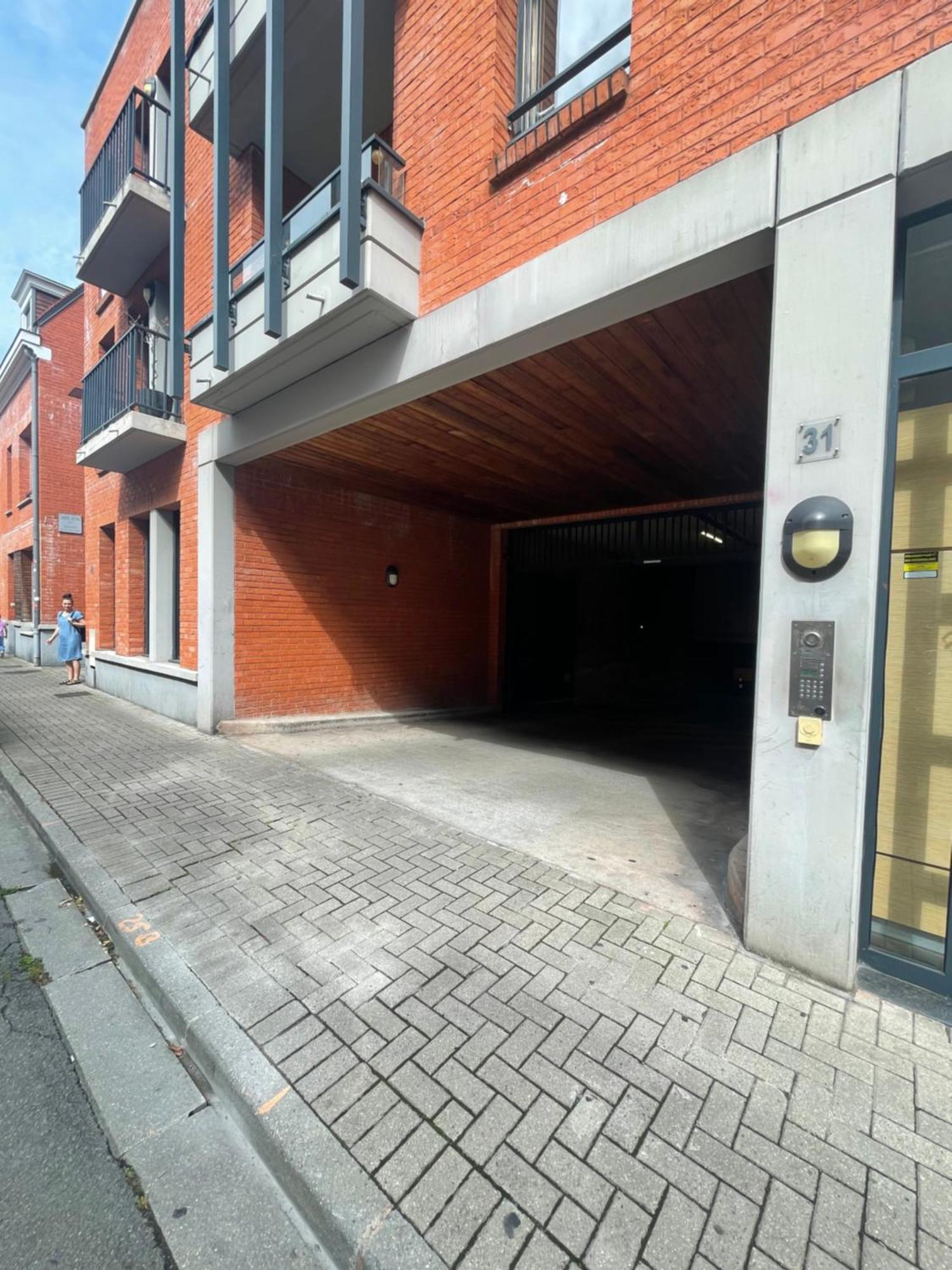 Chez Armando - Lille Centre Avec Option Parking Apartman Kültér fotó